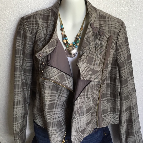 BCBG Gray Zip Jacket - Picture 4 of 4